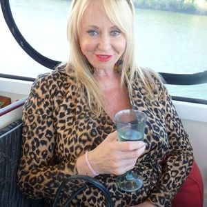 Meet your Posher, Lynn